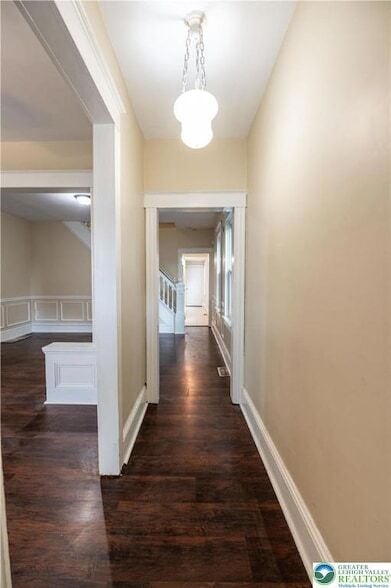 1057 Jackson St in Easton, PA - Building Photo - Building Photo