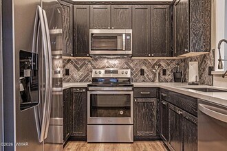 3350 W Sugar Pine Way in Show Low, AZ - Foto de edificio - Building Photo