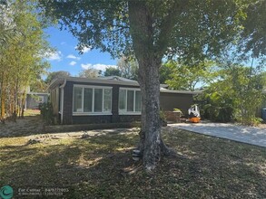 280 NW 41st St in Oakland Park, FL - Building Photo - Building Photo