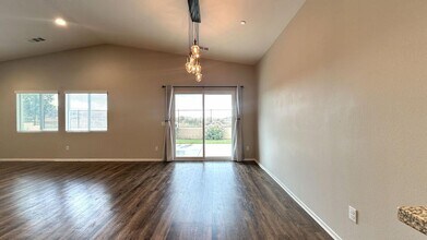 251 Tanglewood Dr in Calimesa, CA - Building Photo - Building Photo