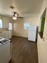 1502 N Delaware Ave in Tulsa, OK - Building Photo - Building Photo