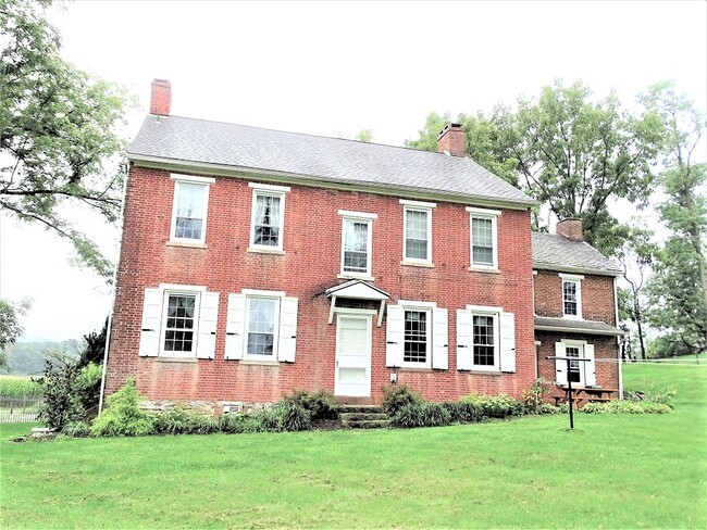 property at 2 Ridge Ln