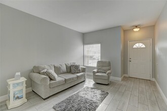 7686 Plantation Cir in Bradenton, FL - Building Photo - Building Photo