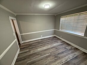 2727 Pelzer Ave in Montgomery, AL - Foto de edificio - Building Photo