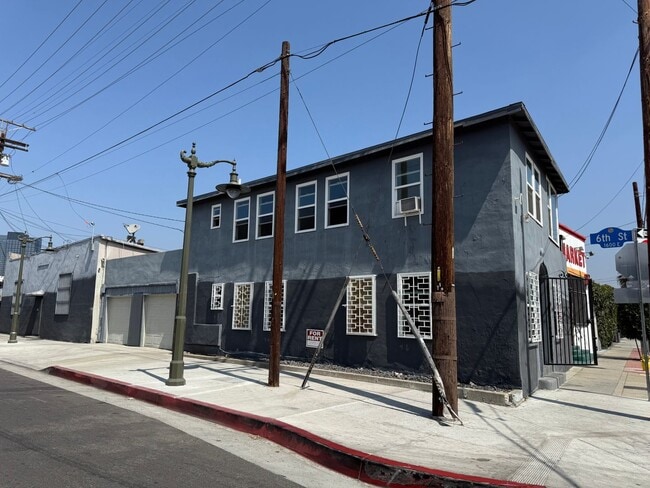 553 S Clarence St in Los Angeles, CA - Building Photo - Building Photo
