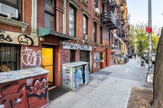 88 E 3rd St in New York, NY - Building Photo - Building Photo
