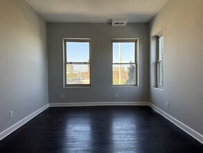 Woodward Lofts in Detroit, MI - Foto de edificio - Building Photo