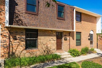 1865 Willoway Cir N in Columbus, OH - Foto de edificio - Building Photo