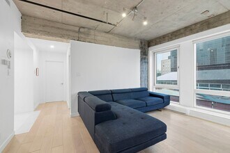 1315 Maisonneuve Blvd W in Montréal, QC - Building Photo - Building Photo