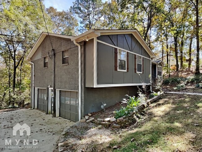 property at 1118 Arrowhead Trail