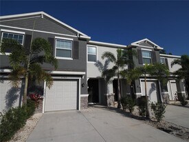 2503 Midnight Pearl Dr in Sarasota, FL - Building Photo