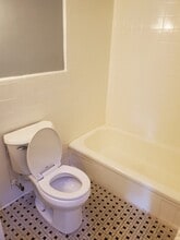 116 Washington St, Unit 1L in Troy, NY - Foto de edificio - Building Photo