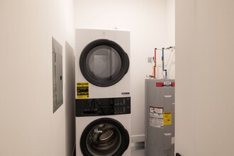 33 Center Street Apartments in Albany, NY - Building Photo - Interior Photo