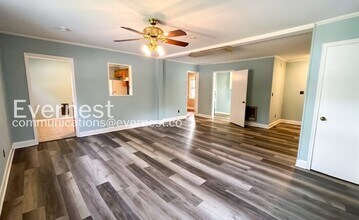 5008 Golfview Dr in Chattanooga, TN - Building Photo - Building Photo