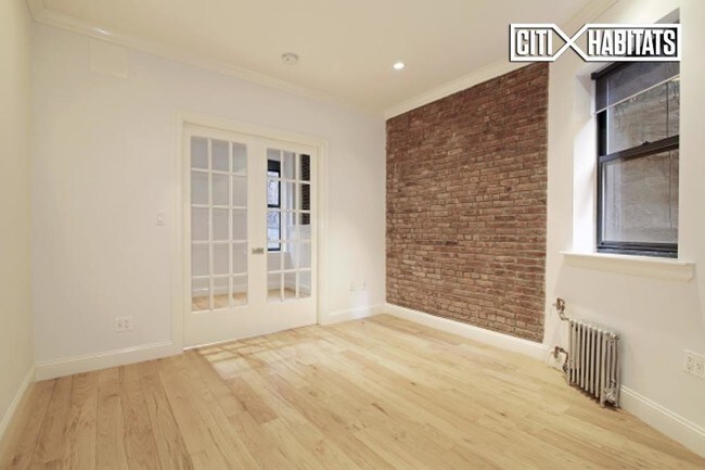 260 Elizabeth St-Unit -2 in New York, NY - Building Photo - Building Photo
