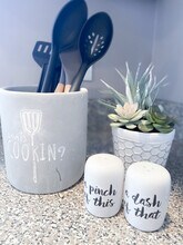 11423 Five Cedars Rd in Charlotte, NC - Foto de edificio - Building Photo