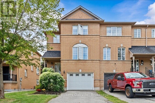property at 2561 Gill Crescent