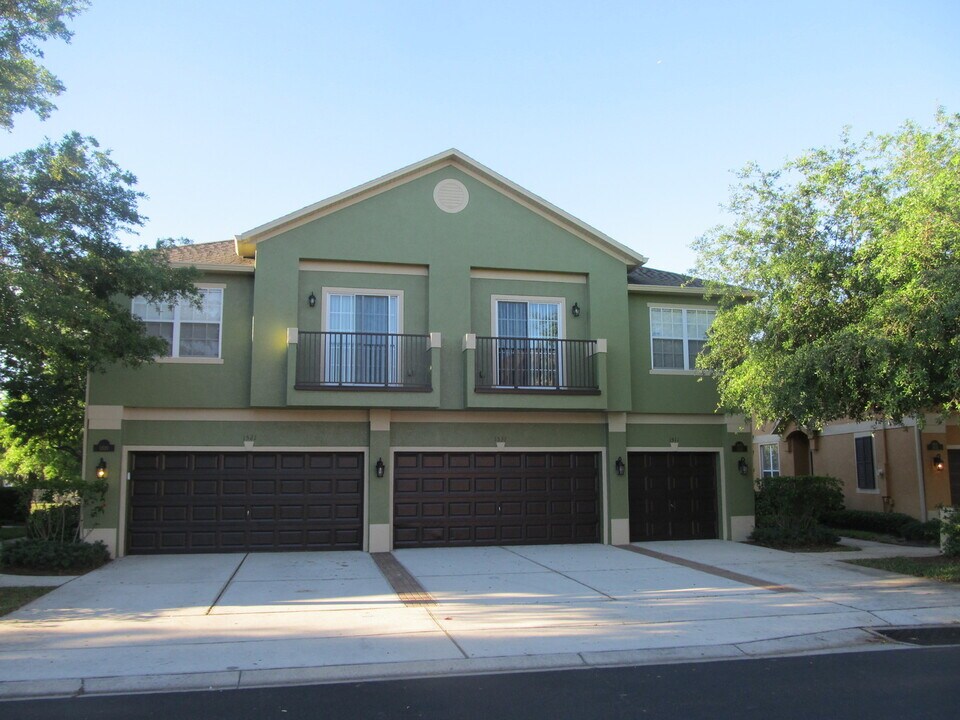 1511 Pine Oak Trail in Sanford, FL - Building Photo