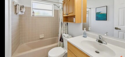 280 N Lorraine Dr in Mary Esther, FL - Building Photo - Building Photo