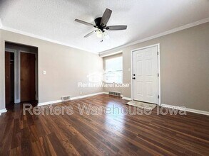 1145 65th St in Windsor Heights, IA - Foto de edificio - Building Photo