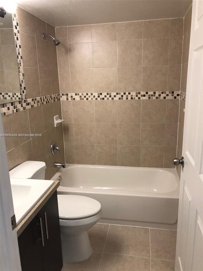 1400 San Remo Cir