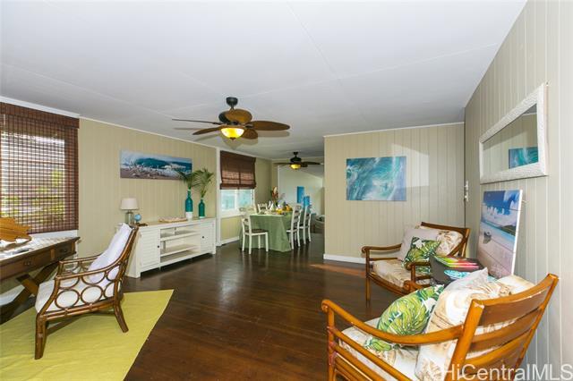 307 Wanaao Rd in Kailua, HI - Building Photo