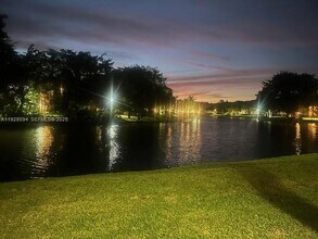 10717 Cleary Blvd in Plantation, FL - Building Photo - Building Photo