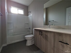 5905 Puffin Ave-Unit -1 in Mission, TX - Building Photo - Building Photo