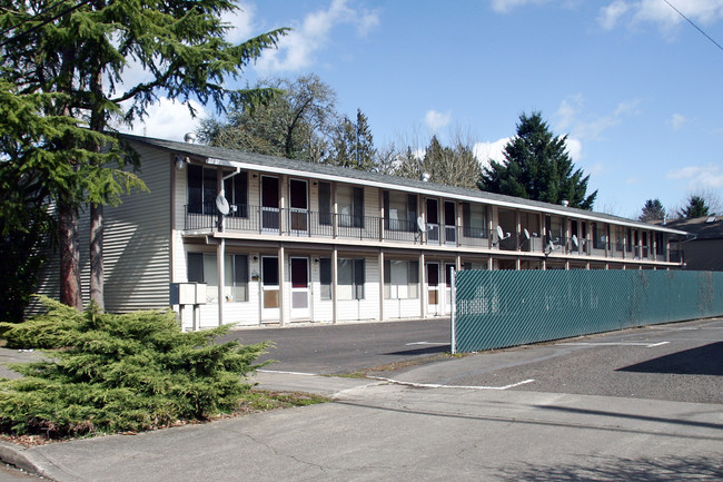 232 NE Third Ave in Hillsboro, OR - Building Photo - Building Photo