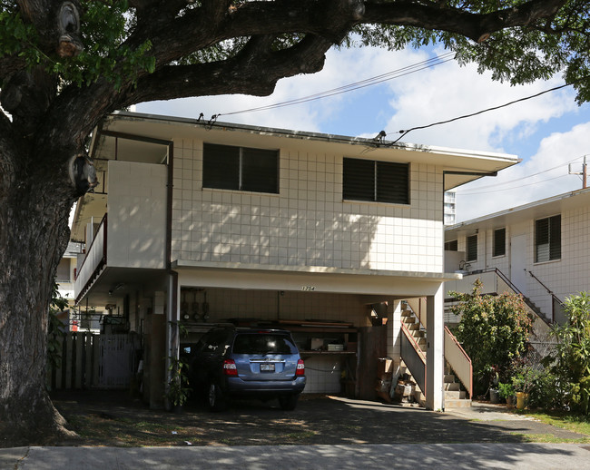 1754 Young St in Honolulu, HI - Building Photo - Building Photo