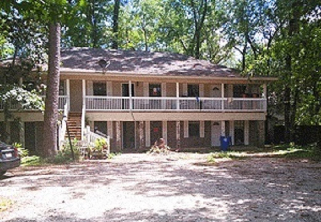 425 Depre St in Mandeville, LA - Building Photo