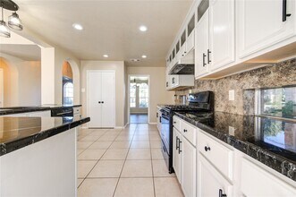 14715 Mission Hills Dr in Houston, TX - Building Photo - Building Photo