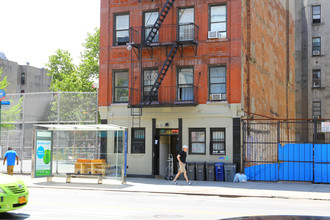 154 E 106th St in New York, NY - Building Photo - Building Photo