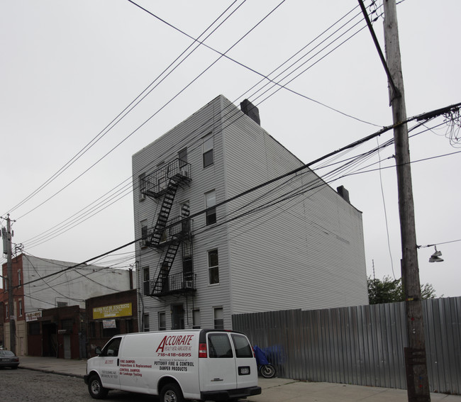 91 Coffey St in Brooklyn, NY - Building Photo - Building Photo