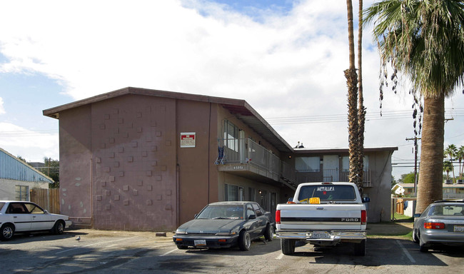 45371 Park St in Indio, CA - Building Photo - Building Photo