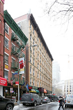 106-108 Bayard St in New York, NY - Building Photo - Building Photo