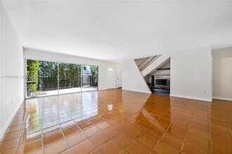 7412 Gary Ave in Miami Beach, FL - Building Photo - Building Photo
