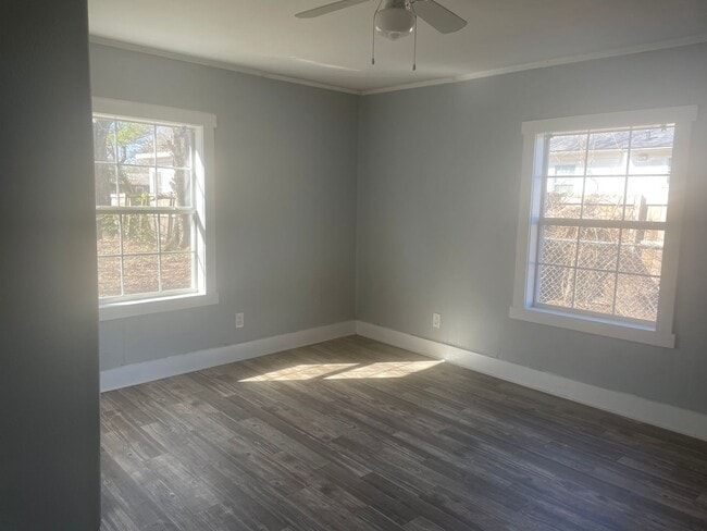 905 S 15th St in Longview, TX - Building Photo - Building Photo