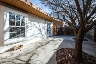 2383 Camino Capitan in Santa Fe, NM - Building Photo - Building Photo