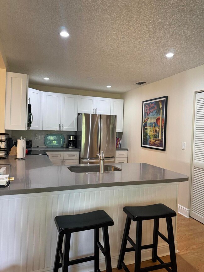 108 Ocean Dunes Cir in Jupiter, FL - Building Photo - Building Photo