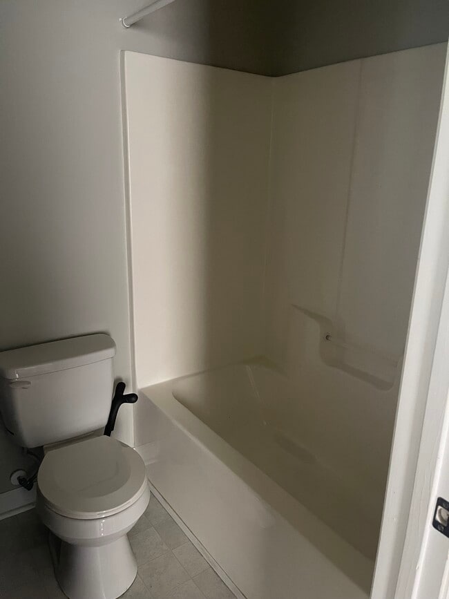 709 Integrity Oaks Dr in Greensboro, NC - Building Photo - Building Photo