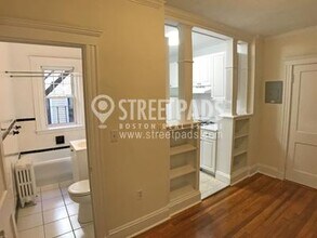 21 Wendell St in Cambridge, MA - Building Photo - Building Photo