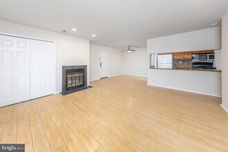 1825 The Woods II in Cherry Hill, NJ - Building Photo - Building Photo