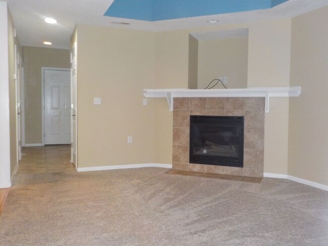 property at 125 E 7th St