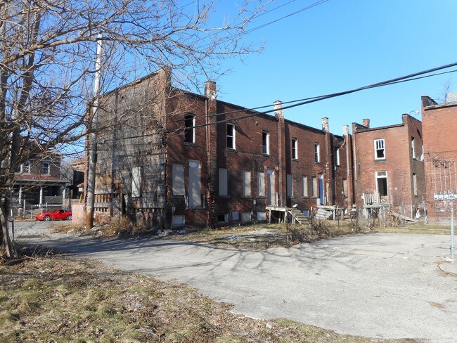 204 E Philadelphia St in Detroit, MI - Building Photo - Building Photo