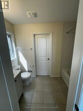 3947 Lodi Rd in Burlington, ON - Building Photo - Building Photo