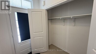 33 MacKenzie St in Southgate, ON - Building Photo - Building Photo