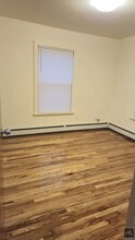 45-12 159th St-Unit -1 in Queens, NY - Building Photo - Building Photo