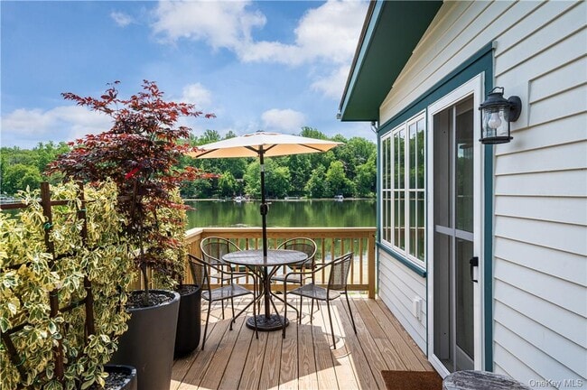 property at 24 Cove Rd