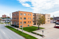 Primadore Apartments in Wyandotte, MI - Foto de edificio - Building Photo